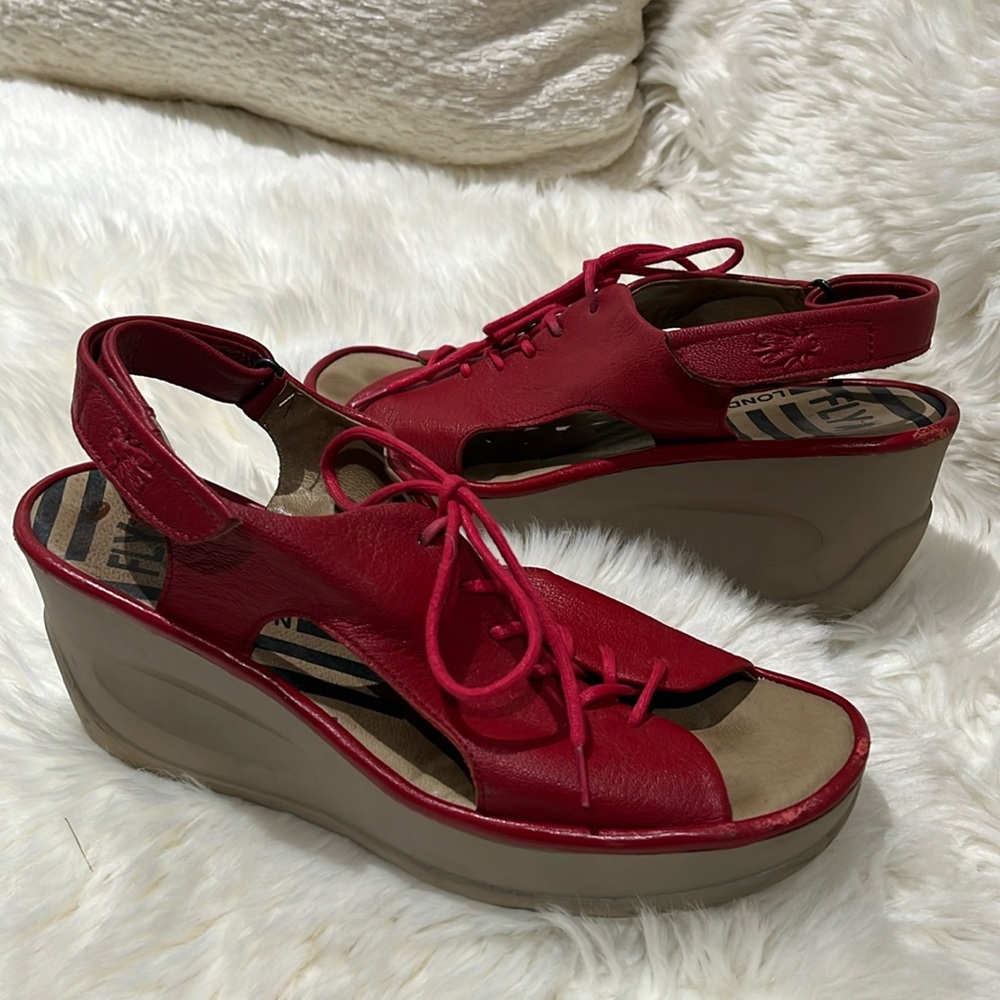 Fly London Womens Jart862Fly Lipstick Red Leather Platform Sandals Size 40